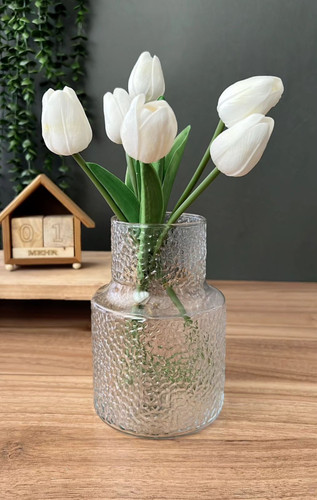 ۶ شاخه در گلدان ژینو